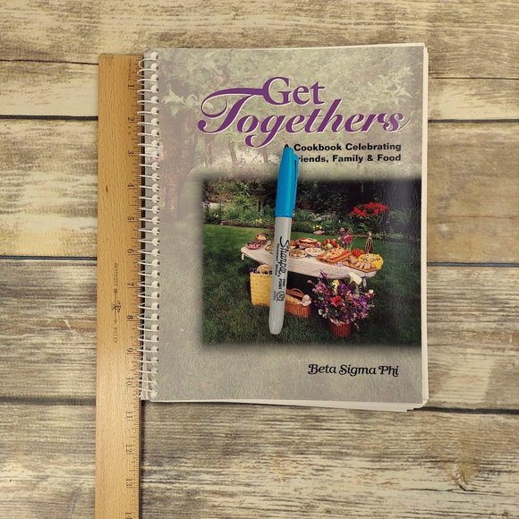 Get Togethers Cookbook Celebrating Friends Family - Picture 12 of 14